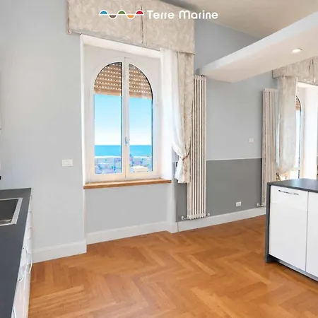 Flevi Sea Front - Boutique Apartment, Terre Marine * La Spezia