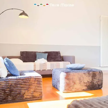 Appartement Flevi Sea Front - Boutique Apartment, Terre Marine *